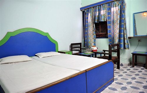 Hotel Gyan Haridwar Bagian luar foto