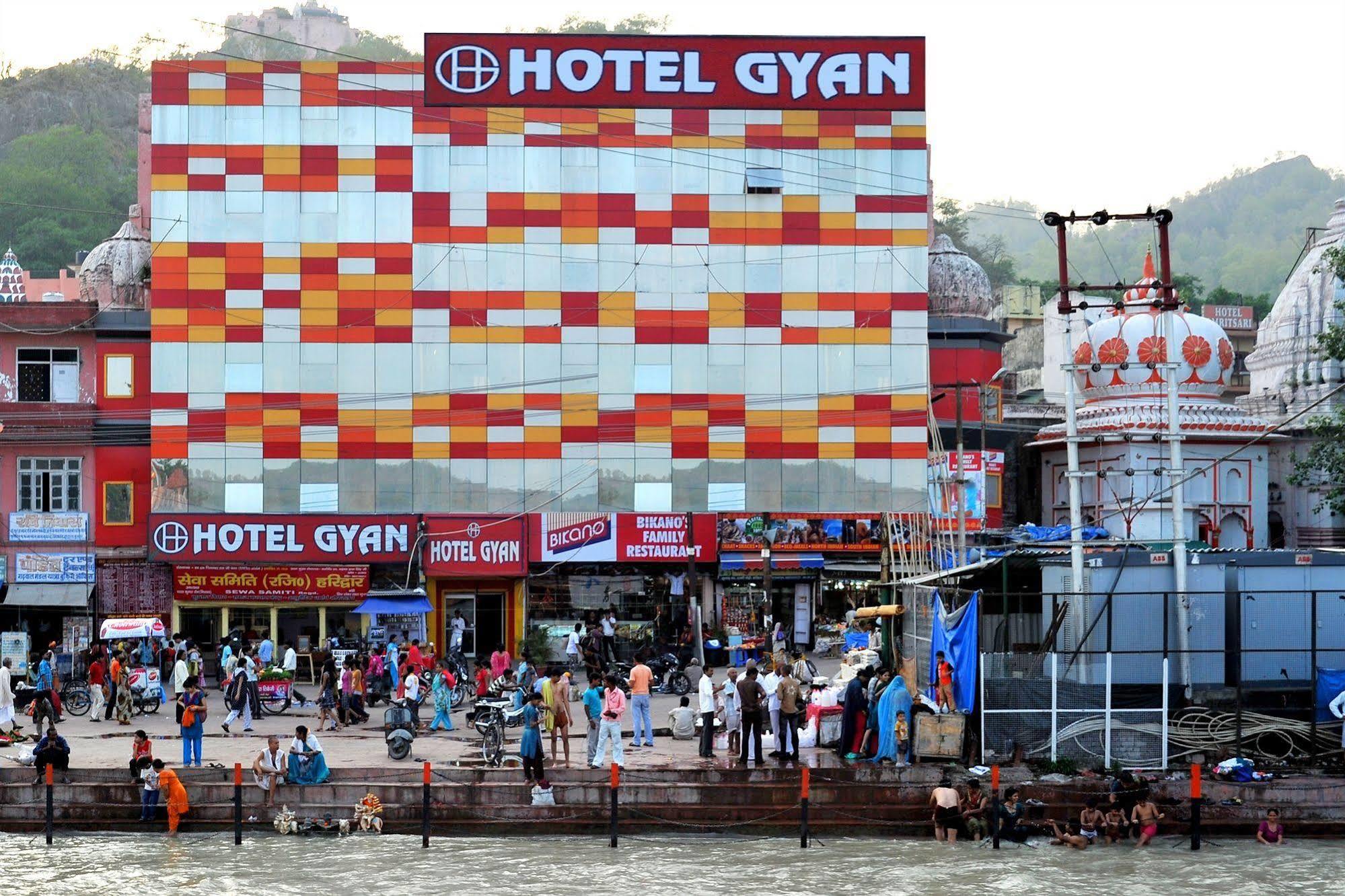 Hotel Gyan Haridwar Bagian luar foto