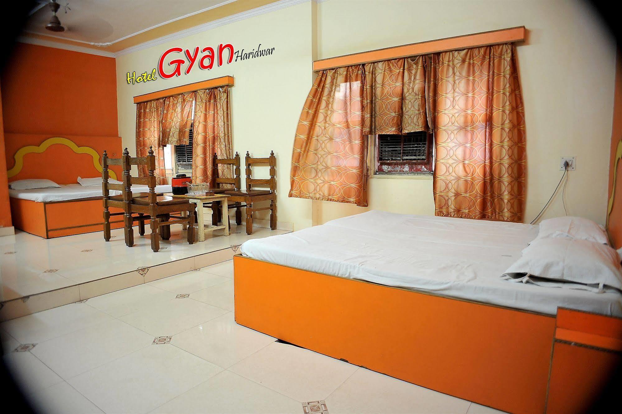 Hotel Gyan Haridwar Bagian luar foto